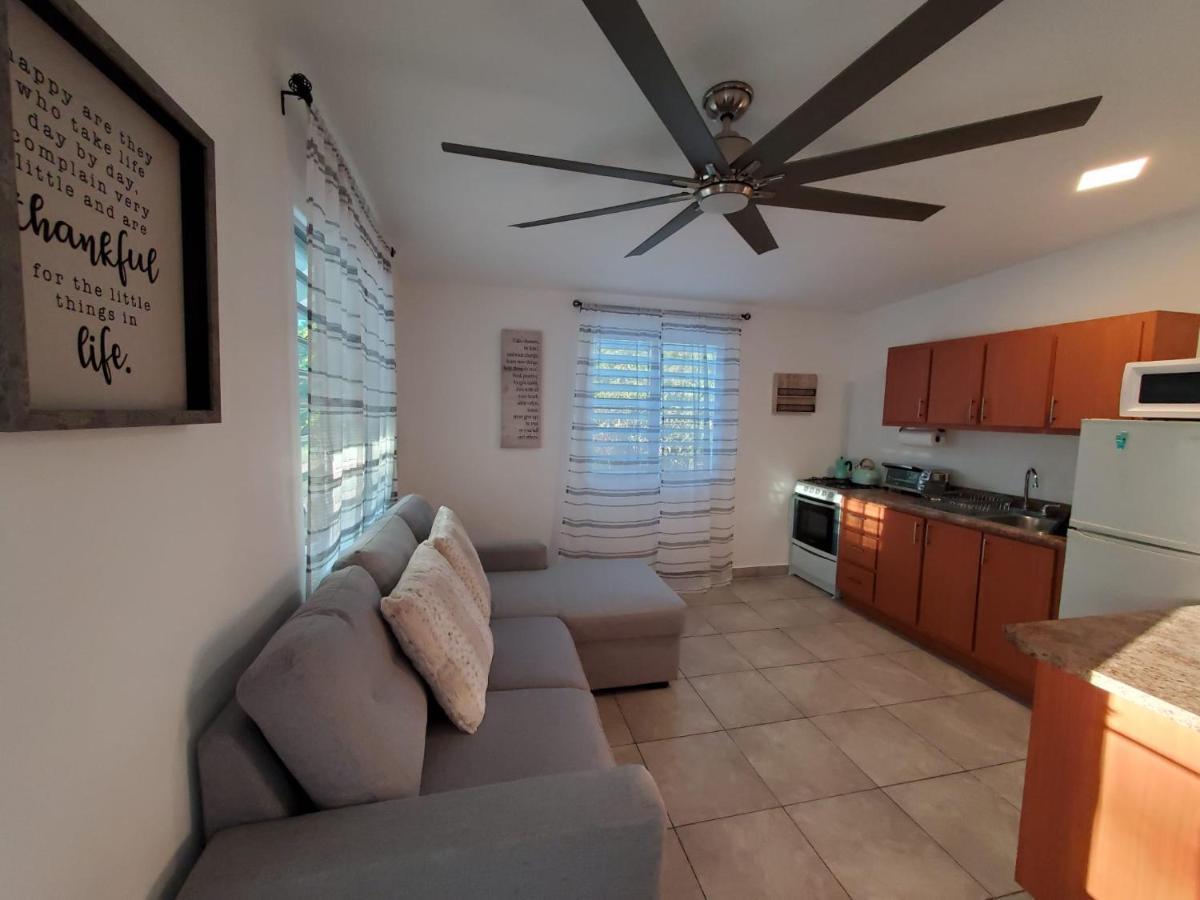 Aguadilla Sunrise Apt With Ac Wifi 8 Minute Walk From Crashboat Beach Exterior photo